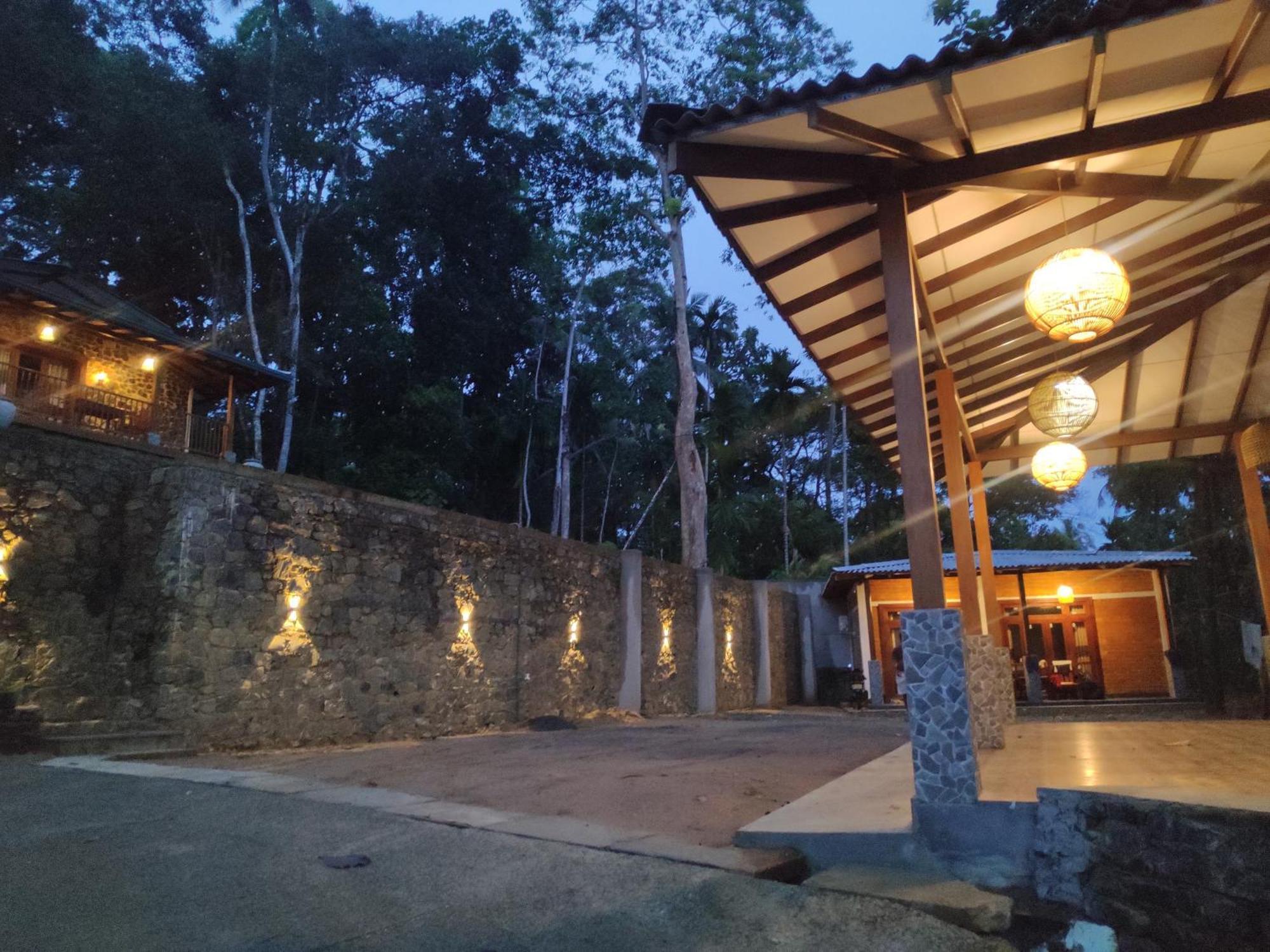 Pinnacle Pearl Hiriketiya Dikwella Exterior foto
